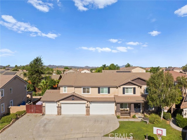 Detail Gallery Image 3 of 63 For 32803 Seattle Slew Cir, Menifee,  CA 92584 - 6 Beds | 4/1 Baths