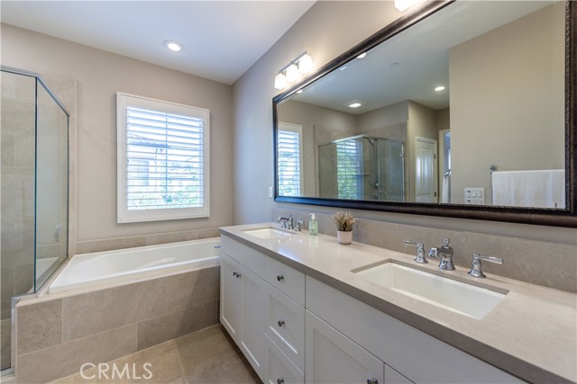 Detail Gallery Image 17 of 34 For 60 Trotter, Irvine,  CA 92602 - 4 Beds | 3 Baths