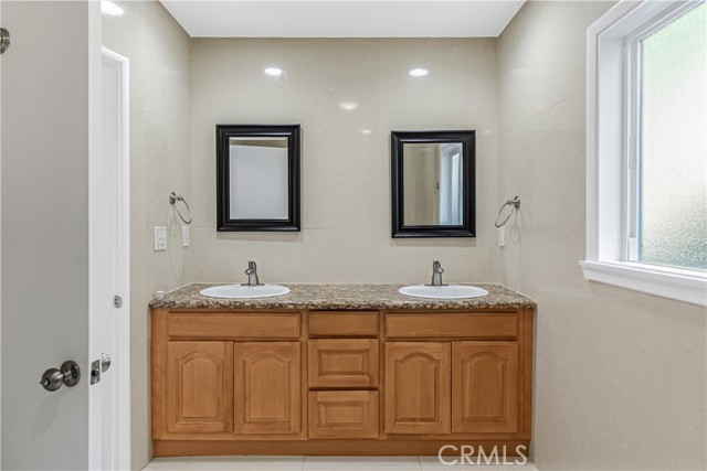 Detail Gallery Image 26 of 41 For 1111 Arbor Dell Rd, Los Angeles,  CA 90041 - 3 Beds | 2 Baths