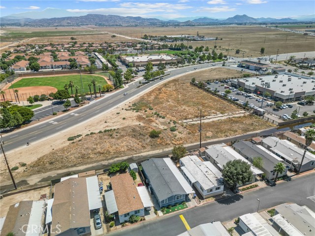 Detail Gallery Image 27 of 30 For 350 E San Jacinto Ave #91,  Perris,  CA 92571 - 4 Beds | 2 Baths