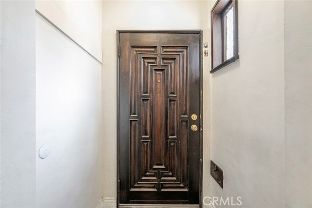 533 Hawthorne Street, Glendale CA: https://media.crmls.org/medias/4bfb9ec5-0e47-484a-b16c-b9779b1142a6.jpg