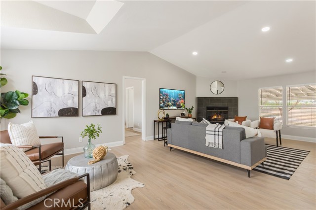 32623 Patita Lane, Winchester CA: https://media.crmls.org/medias/4bfbf247-3403-4ce5-a78d-f17d35751a52.jpg