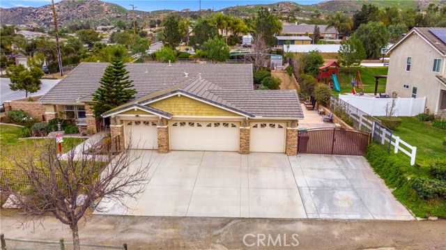 3399 Deputy Evans Dr, Norco, CA 92860