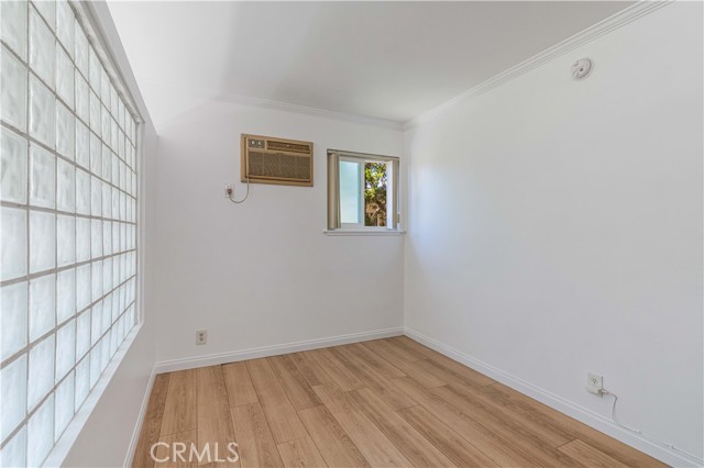 11138 Aqua Vista Street, Studio City CA: https://media.crmls.org/medias/4bfce6bb-7bd4-48eb-9705-46c77e692c68.jpg
