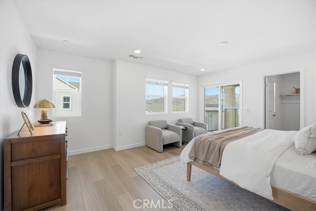 Detail Gallery Image 25 of 53 For 2392 Haley Point Drive #104,  Ventura,  CA 93003 - 3 Beds | 3/1 Baths