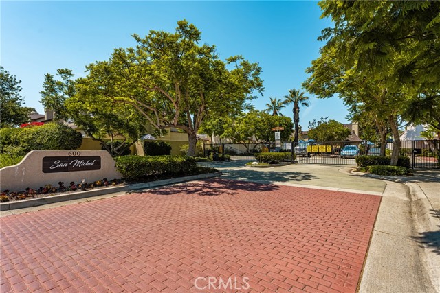 3 Bed Home for Sale in Costa Mesa, California