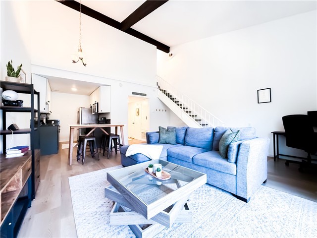 Detail Gallery Image 1 of 25 For 5460 White Oak Ave #C338,  Encino,  CA 91316 - 1 Beds | 1 Baths