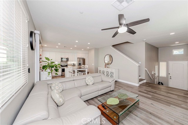 815 255th Street, Harbor City CA: https://media.crmls.org/medias/4bfd9eeb-5fc9-4d0c-9d43-06ed2f8ef1bf.jpg