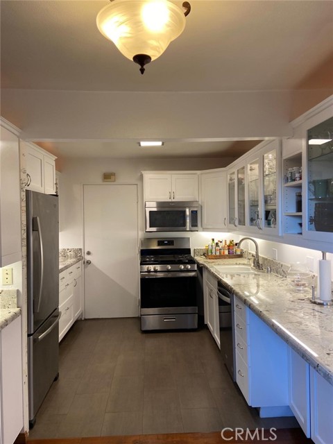 Detail Gallery Image 24 of 44 For 612 Alta Vista, Glendale,  CA 91205 - 3 Beds | 2/1 Baths