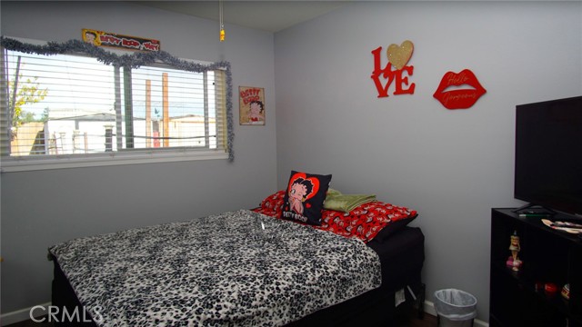 Detail Gallery Image 40 of 48 For 911 E Evergreen Ave, Santa Maria,  CA 93454 - 4 Beds | 2 Baths