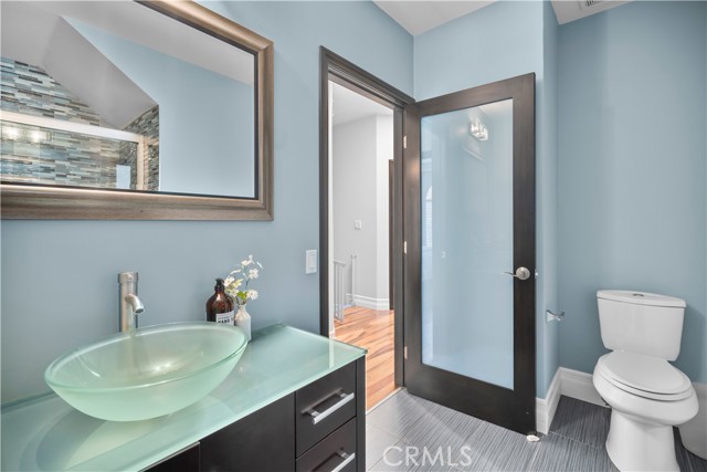 Detail Gallery Image 19 of 32 For 14234 Dickens St #7,  Sherman Oaks,  CA 91423 - 3 Beds | 2/1 Baths