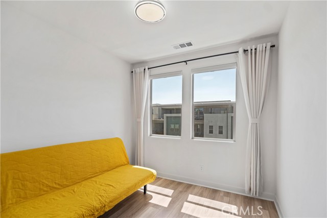 1698 Hollyleaf Ter, Montebello CA: https://media.crmls.org/medias/4c0128fa-ce75-49fc-a5aa-0ca5ac68195a.jpg