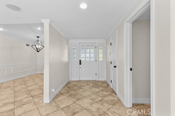 Detail Gallery Image 4 of 21 For 3150 Dona Maria Dr, Studio City,  CA 91604 - 3 Beds | 3 Baths