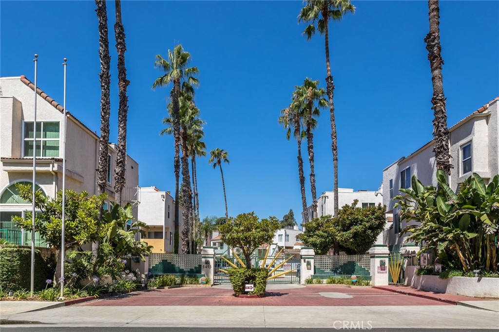 5455 Sylmar Avenue #2504