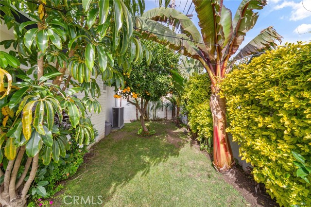 Detail Gallery Image 39 of 40 For 7316 Colbath, Van Nuys,  CA 91405 - 3 Beds | 3 Baths