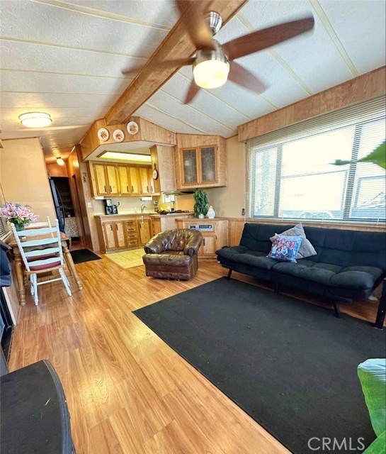 Detail Gallery Image 6 of 22 For 2750 W Acacia #B22,  Hemet,  CA 92545 - 2 Beds | 1 Baths