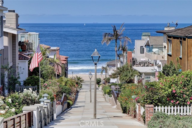 just a nice little stroll down the walk street to the beach