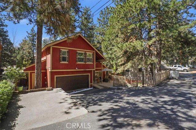 Detail Gallery Image 2 of 68 For 31051 Wild Oak, Running Springs,  CA 92382 - 3 Beds | 2/1 Baths