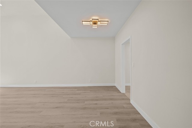 4641 Fulton Avenue, Sherman Oaks CA: https://media.crmls.org/medias/4c0481b4-8830-49b7-a8a2-4fdd1bd1c870.jpg