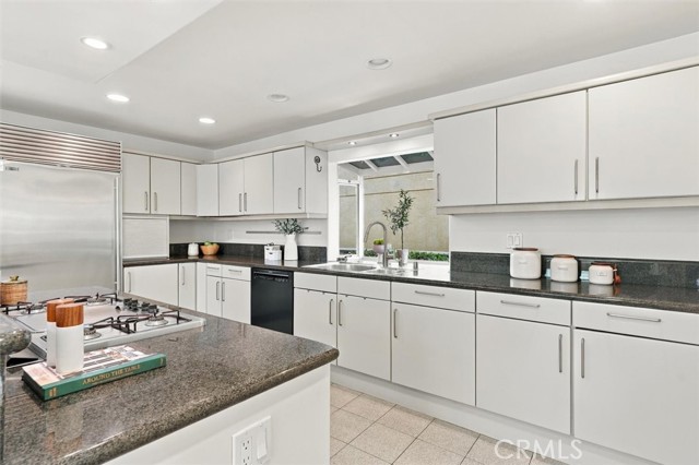 17 16th Street photo 18