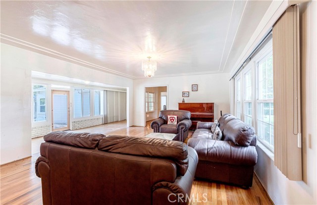Detail Gallery Image 5 of 28 For 1850 S 2nd Ave, Arcadia,  CA 91006 - 3 Beds | 2 Baths