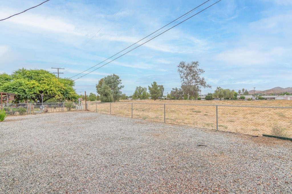 Detail Gallery Image 7 of 37 For 28910 Carmel Rd, Menifee,  CA 92586 - 3 Beds | 2 Baths