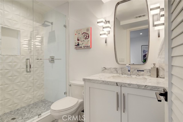 665 19th Street, Manhattan Beach, California 90266, 5 Bedrooms Bedrooms, ,7 BathroomsBathrooms,Residential,Sold,19th,SB22011803