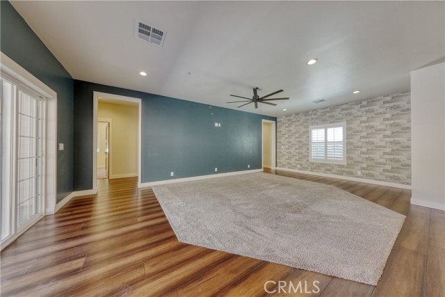 Detail Gallery Image 12 of 66 For 25904 Bear Valley, Tehachapi,  CA 93561 - 3 Beds | 2/1 Baths