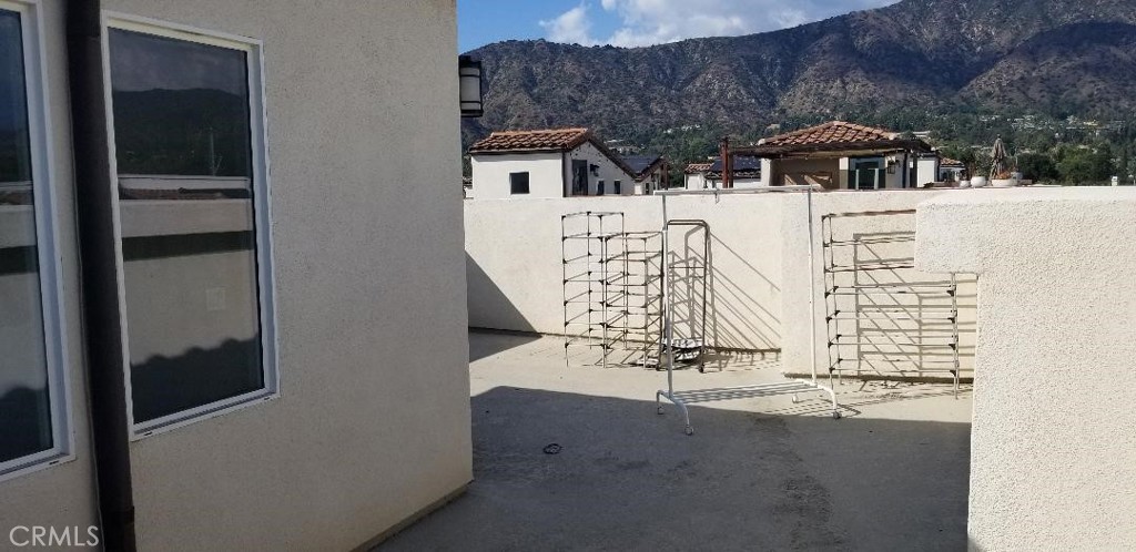 MLS #WS25228012 image #8