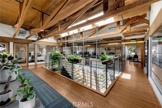 Image 4 of 47 For 425 4th Street E