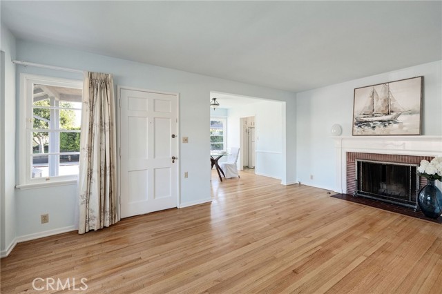 Detail Gallery Image 5 of 39 For 7975 Chase Ave, Los Angeles,  CA 90045 - 3 Beds | 2 Baths