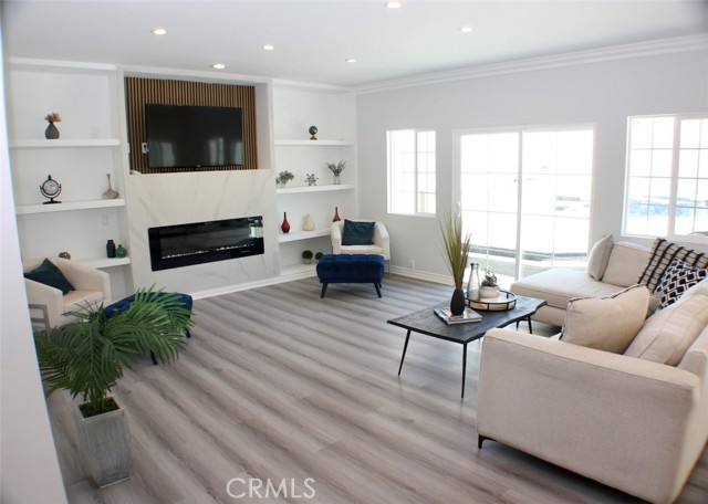 Detail Gallery Image 4 of 26 For 5514 Sylvia Ave, Tarzana,  CA 91356 - 5 Beds | 5 Baths