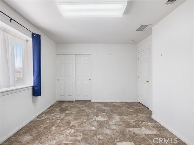 Detail Gallery Image 41 of 57 For 16992 Joshua, Apple Valley,  CA 92307 - 5 Beds | 4 Baths