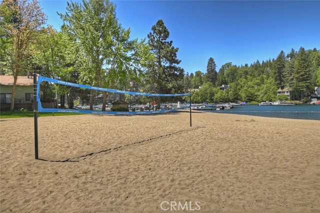 Detail Gallery Image 29 of 43 For 27821 Peninsula Dr. #330, Lake Arrowhead,  CA 92352 - 4 Beds | 2 Baths