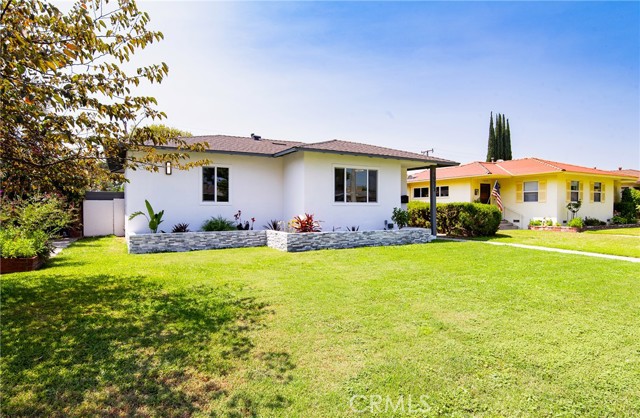 10523 Memphis Avenue, Whittier CA: https://media.crmls.org/medias/4c0b138b-59cb-4ee0-9618-76a48654c6ba.jpg