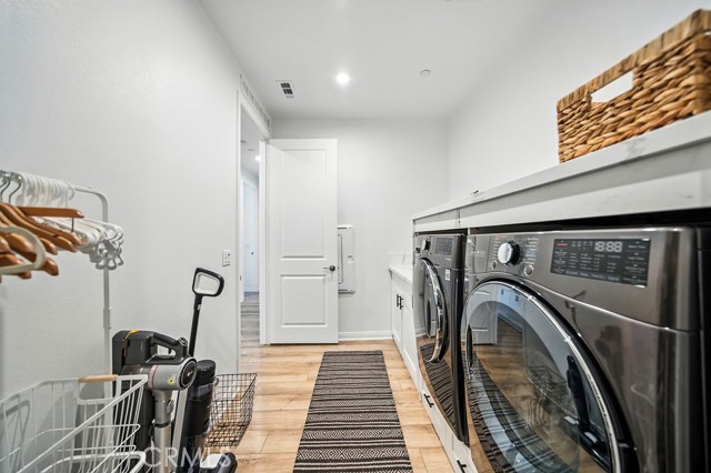 Detail Gallery Image 19 of 70 For 2428 Monroe Pl, Escondido,  CA 92027 - 4 Beds | 3/1 Baths