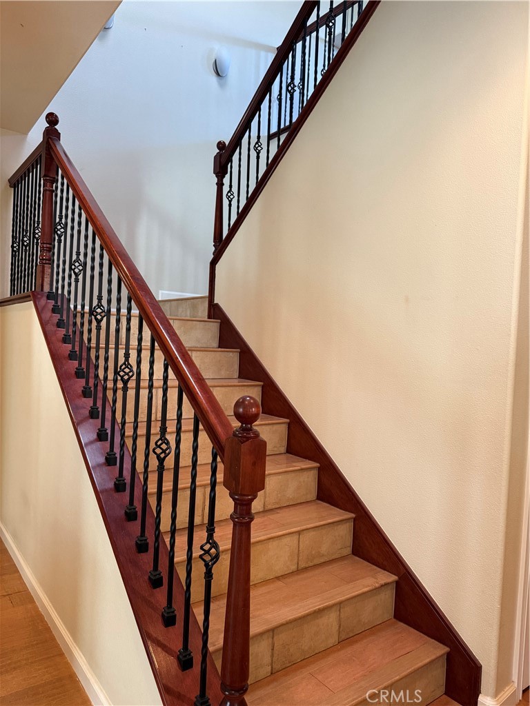https://media.crmls.org/medias/4c0bfab2-882f-4484-9712-2380cca04afe.jpg?preset=X-Large