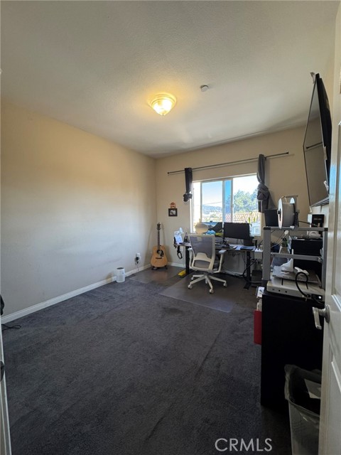 Detail Gallery Image 17 of 30 For 12375 Osborne Place #07,  Pacoima,  CA 91331 - 3 Beds | 3 Baths