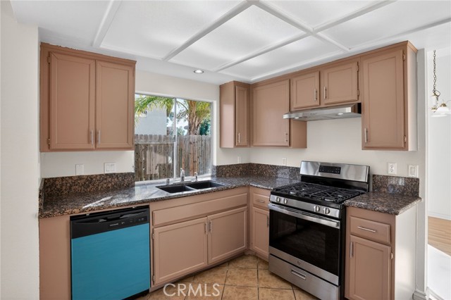 21479 Douglasis, Moreno Valley CA: https://media.crmls.org/medias/4c0d0a77-3f38-482a-b6f0-ad7d52396831.jpg