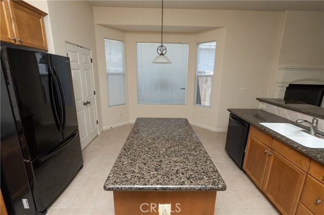 Detail Gallery Image 16 of 68 For 8185 Lakeshore Dr, Chowchilla,  CA 93610 - 5 Beds | 4 Baths