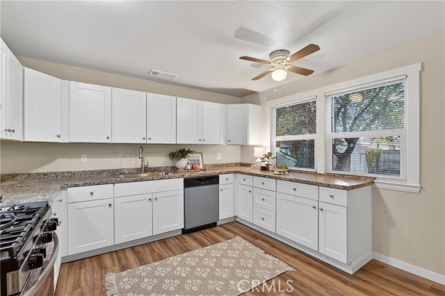 Detail Gallery Image 14 of 45 For 282 Connors Avenue, Chico,  CA 95926 - 4 Beds | 2 Baths