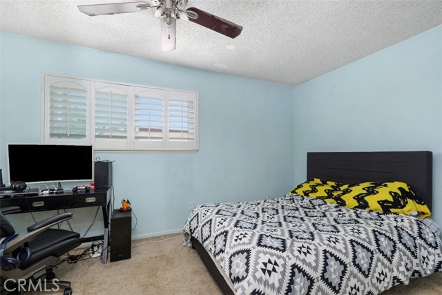 1725 Trinity Loop, Ontario CA: https://media.crmls.org/medias/4c0fcbac-6e55-43cd-ade0-214a4313bbae.jpg