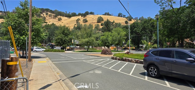 12482 Foothill Boulevard, Clearlake Oaks CA: https://media.crmls.org/medias/4c100ab7-6803-4182-80f8-2e7c4bf35711.jpg