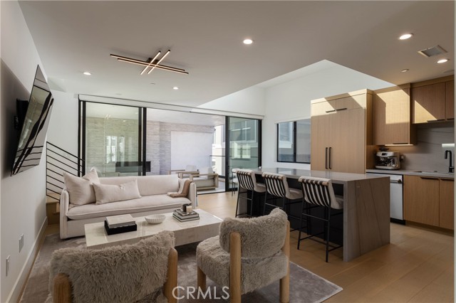 Front Image Thumbnail for CRNP26102716