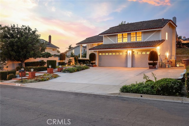 20681 Via Amarilla, Yorba Linda CA: https://media.crmls.org/medias/4c10f79b-3ef9-4ca8-bc52-c652f060c956.jpg