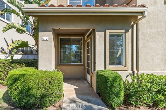 Detail Gallery Image 2 of 34 For 17 Paseo Dalia, Rancho Santa Margarita,  CA 92688 - 3 Beds | 3 Baths