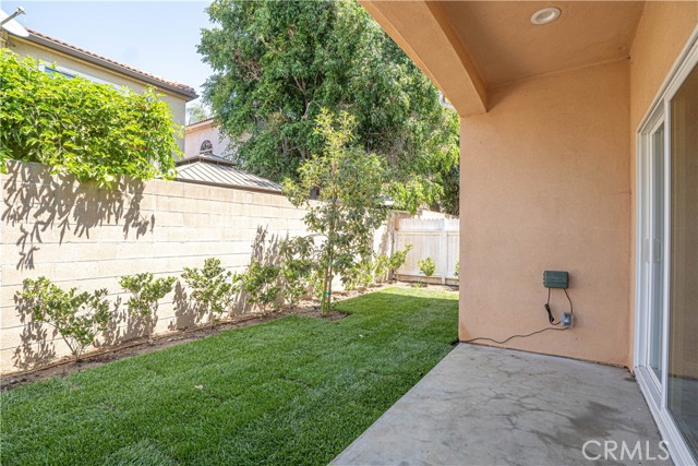 9246 Cedros Avenue, Panorama City CA: https://media.crmls.org/medias/4c12ab6d-7a08-4bd0-8cf4-ac8d1ad1160e.jpg