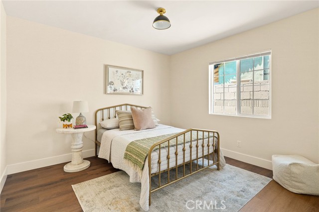 433 N Osage Avenue, Inglewood CA: https://media.crmls.org/medias/4c131c15-de49-45f0-b59f-c73c85b67a04.jpg