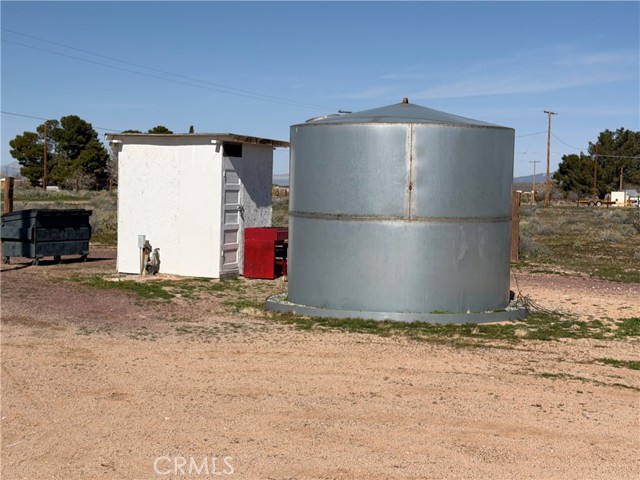 Detail Gallery Image 16 of 19 For 36633 Hidden River, Hinkley,  CA 92347 - 4 Beds | 2 Baths
