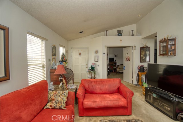 Detail Gallery Image 6 of 25 For 28301 Valombrosa Dr, Menifee,  CA 92584 - 2 Beds | 2 Baths